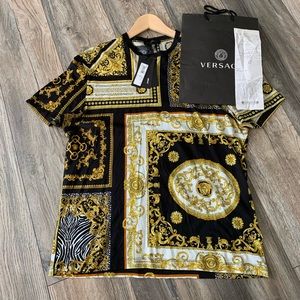 Men’s Versace shirt